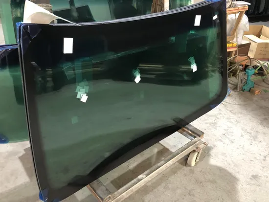 Verre de pare-brise arrière en verre automatique pour Toyo Ta Hiace Rh200