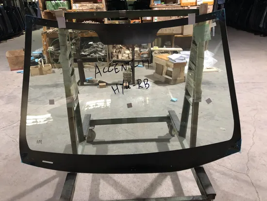 Fournisseur de verre automobile pour pare-brise avant KIA1.3 en verre de voiture